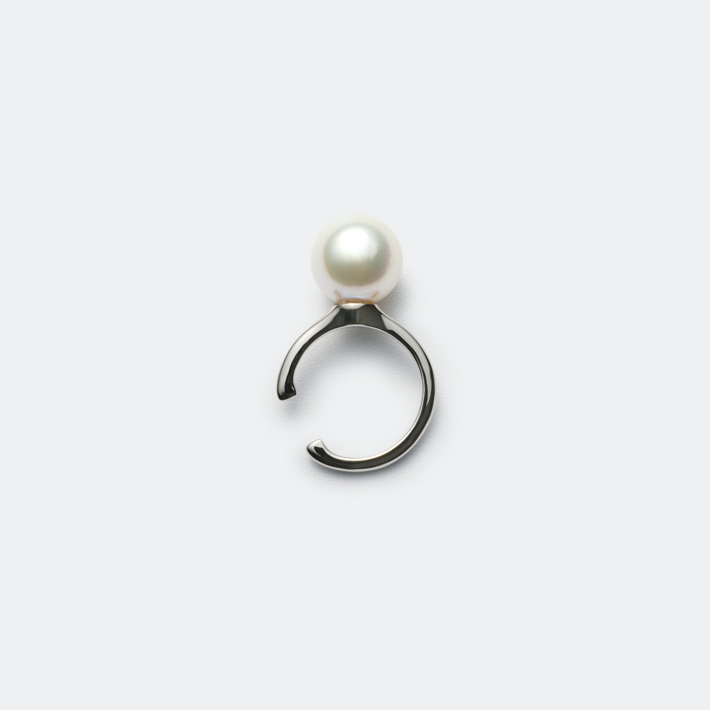 【ESSENTIALS】7.0-7.5mm Akoya Pearl Ear Cuff