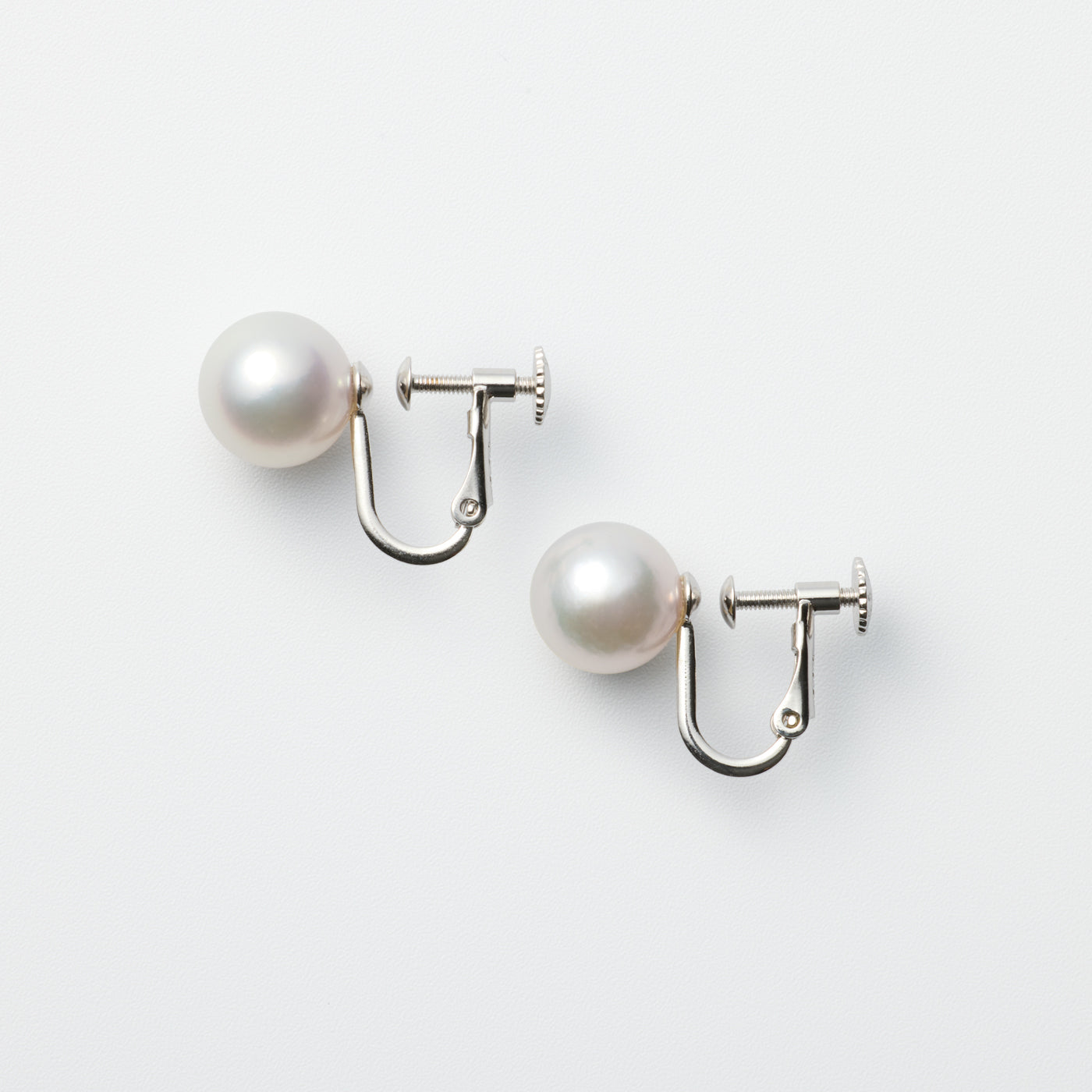 【ESSENTIALS】8.0-8.5mm Akoya Pearl Earrings
