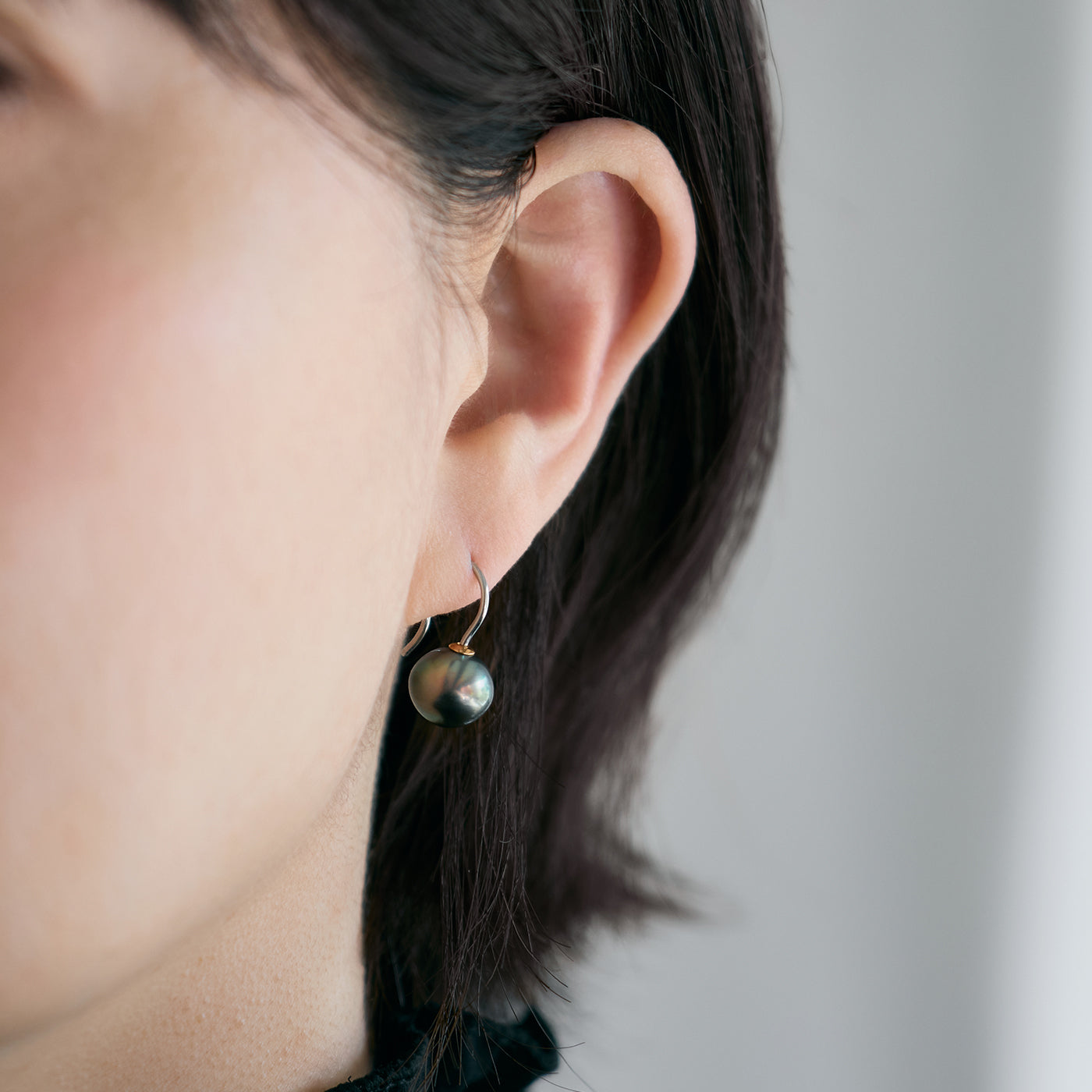 【BASE PARTS】Pt900 Tail Hook Pierced Earring