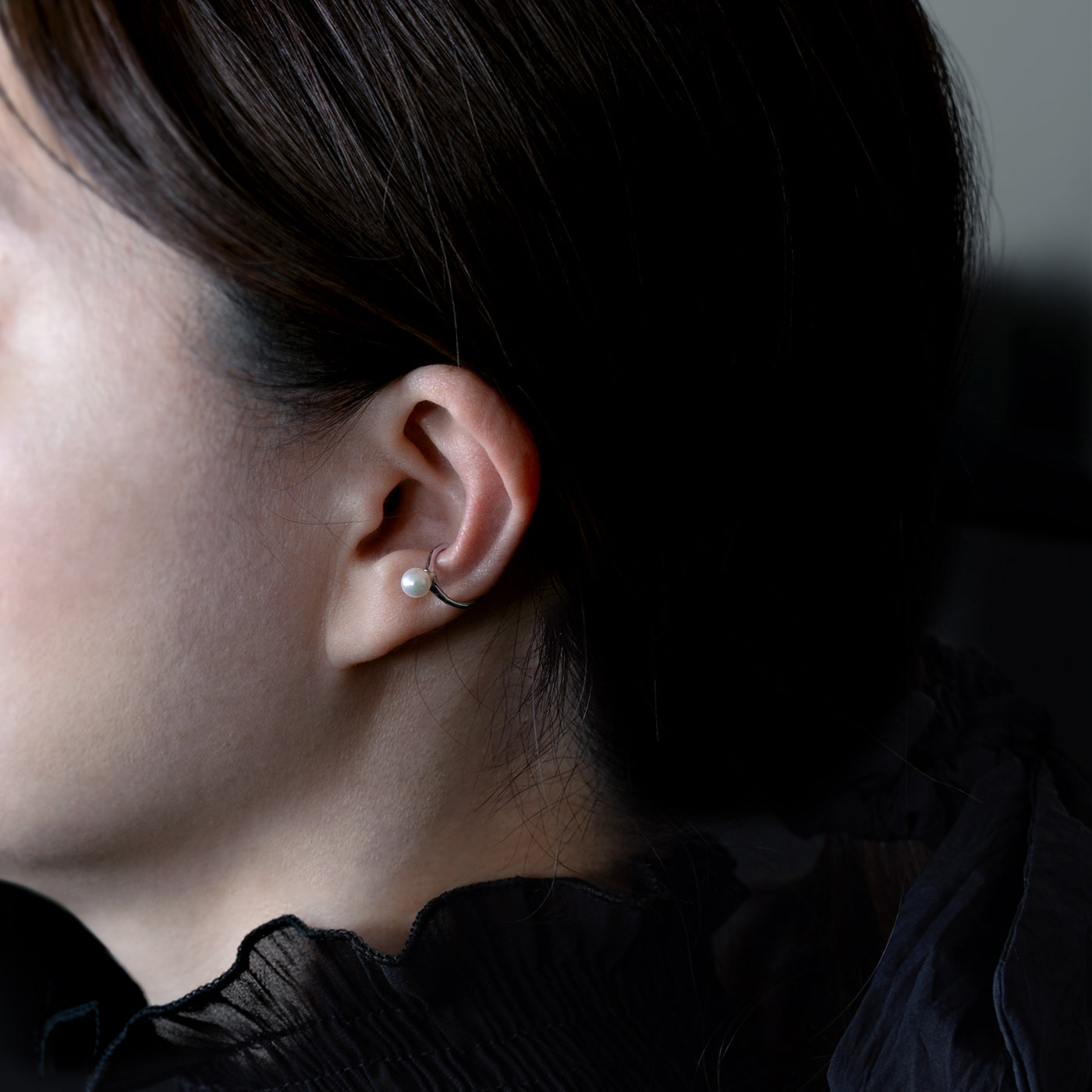 【ESSENTIALS】5.0-5.5mm Akoya Pearl Ear Cuff
