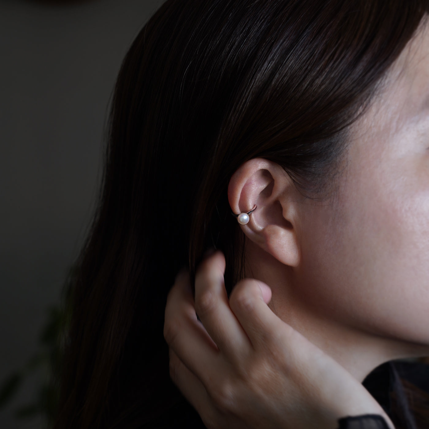 【ESSENTIALS】6.0-6.5mm Akoya Pearl Ear Cuff