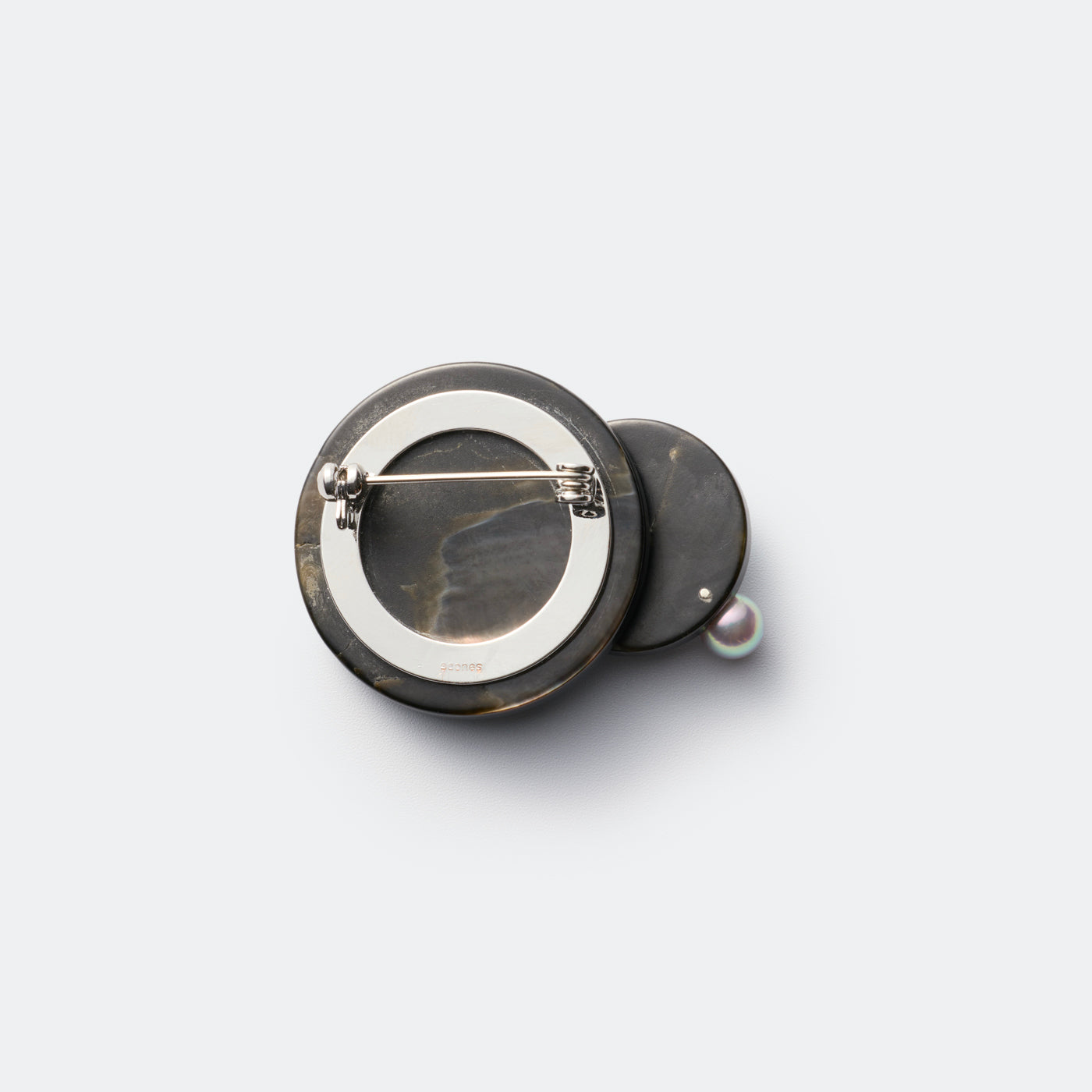 Pendulum Brooch - Black MOP & Gray Akoya Pearl A
