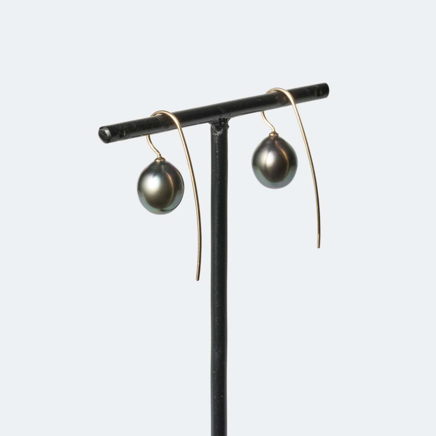 Trickle Hook Pierced Earrings - Tahitian Pearl
