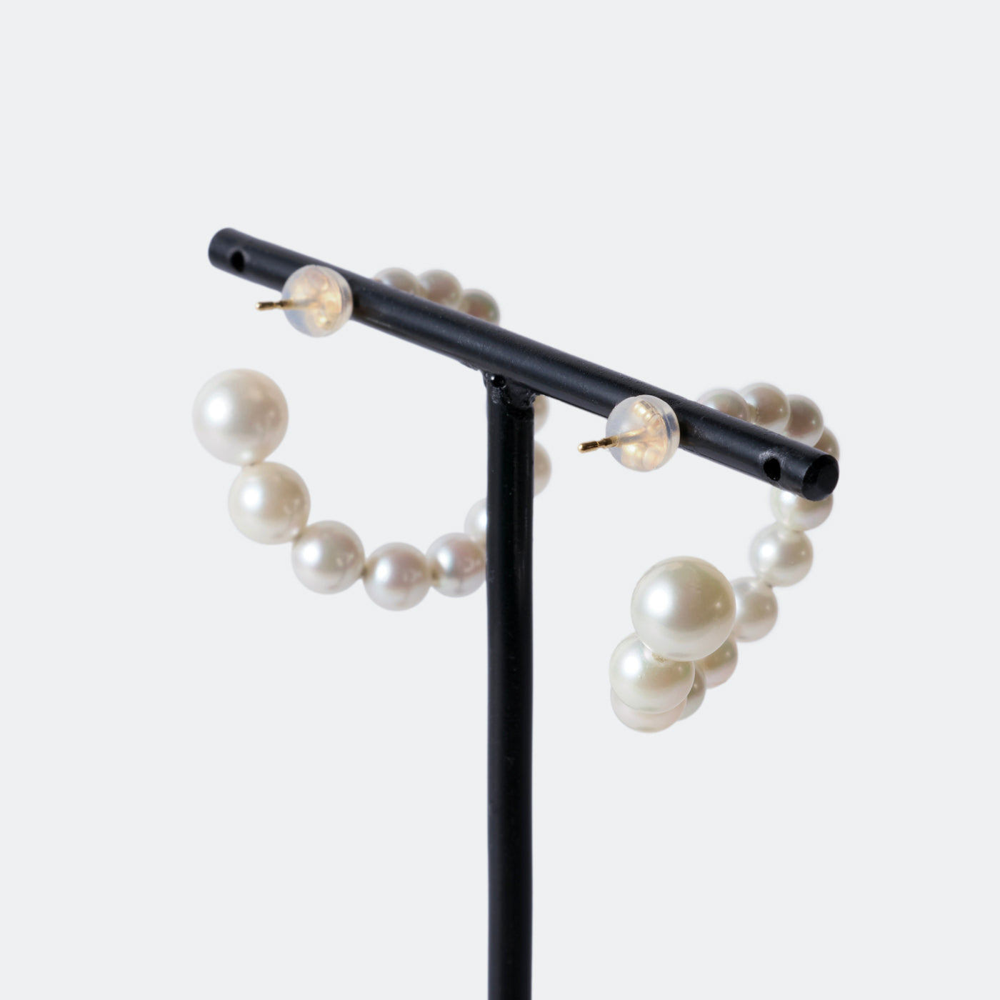 Graduated Pearl Twist Hoop Earrings - Akoya Pearl