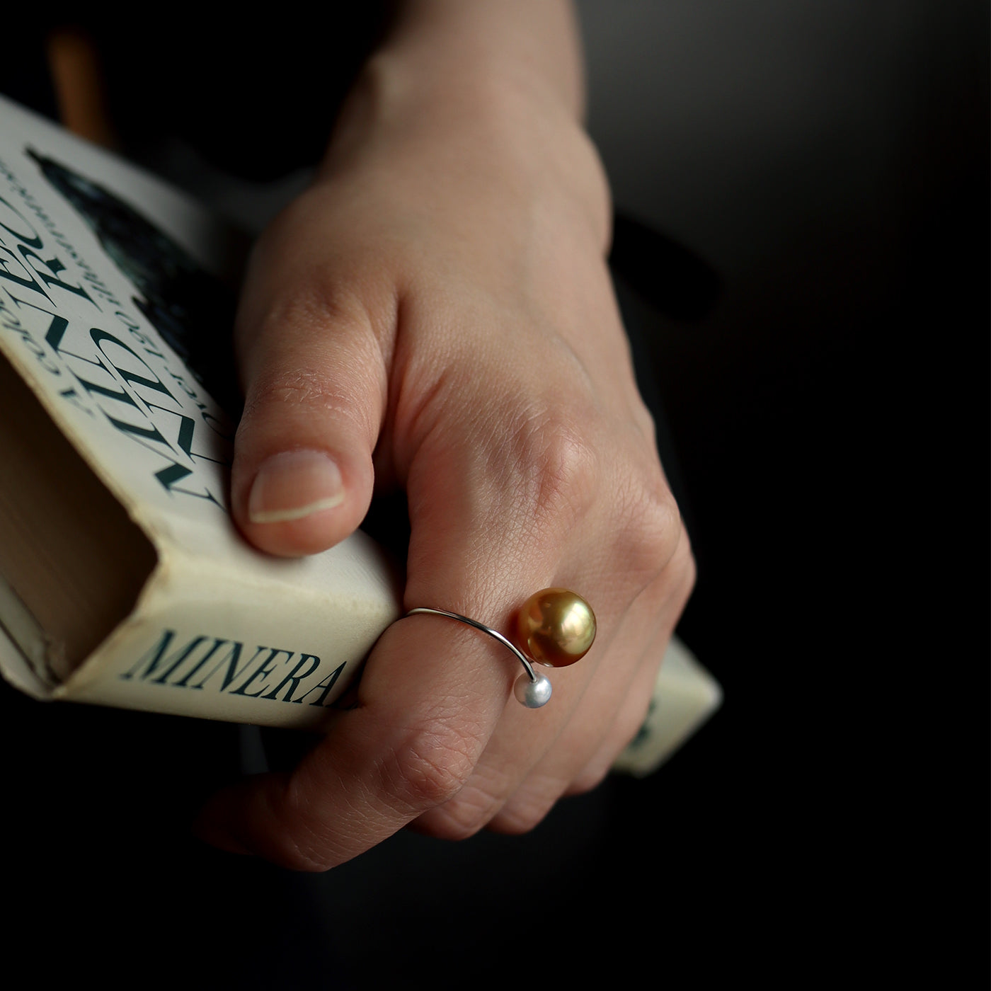 【COLLECTIBLE】Golden South Sea Pearl (No. CT66109)