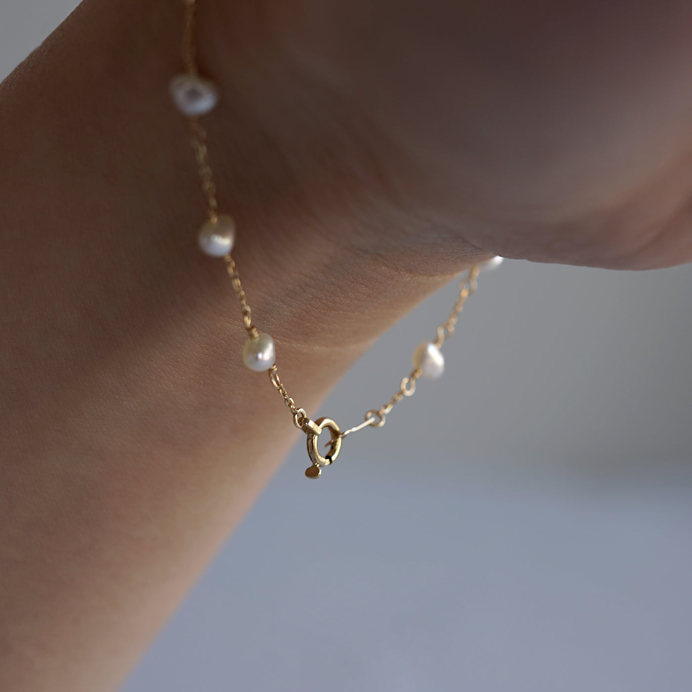Pearl Station Bracelet - Akoya Keshi