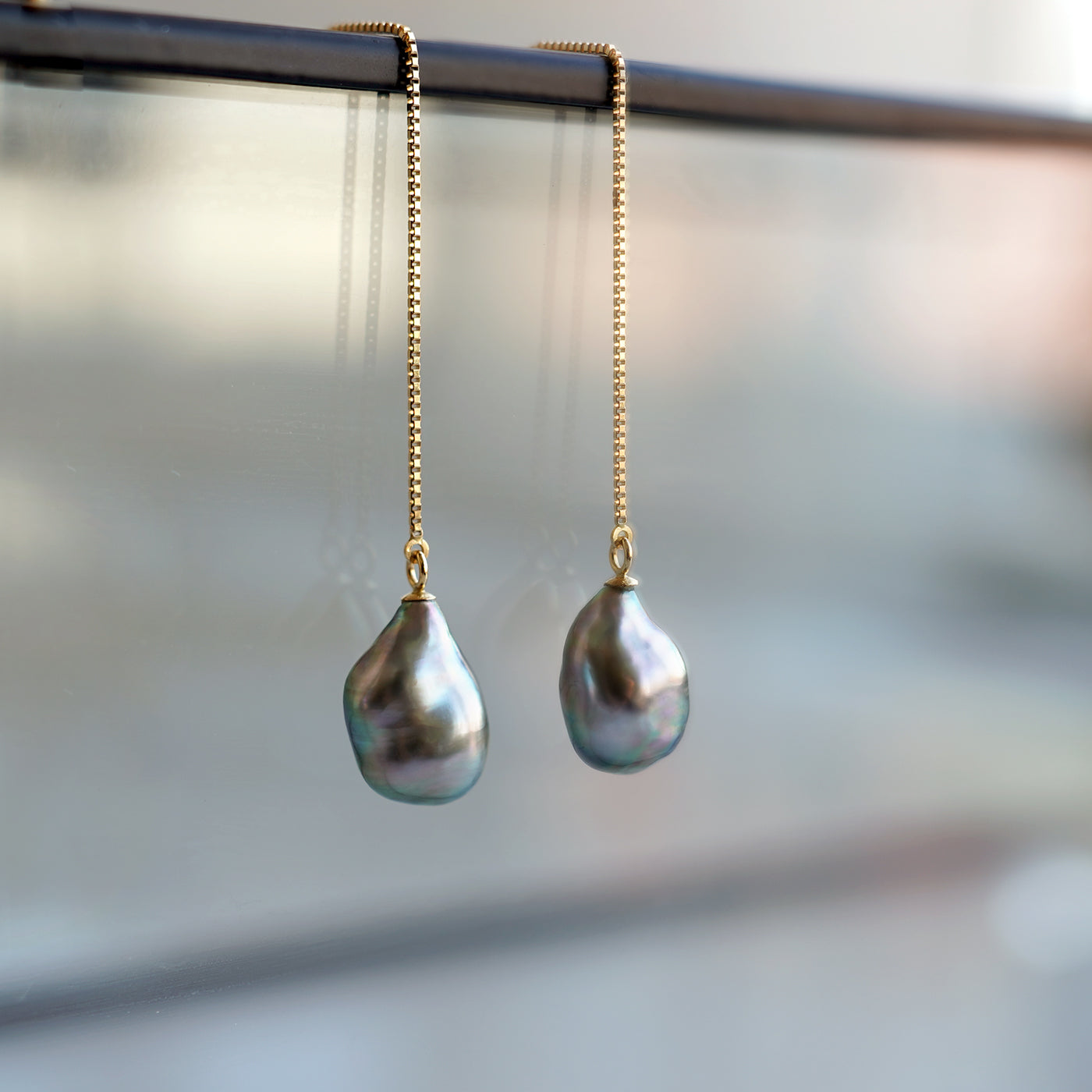Sakasa Drop Two-Tone Chain Earrings