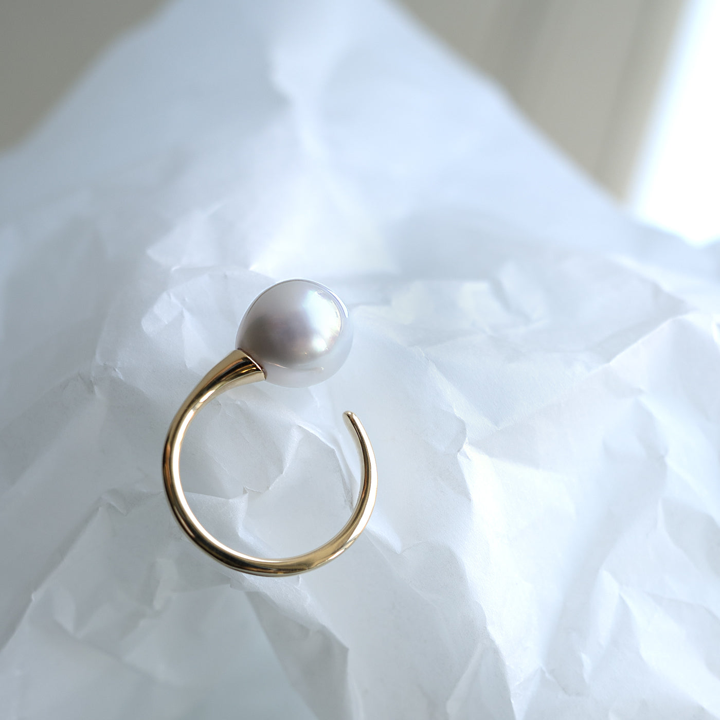 Flowing Open Ring - South Sea Pearl