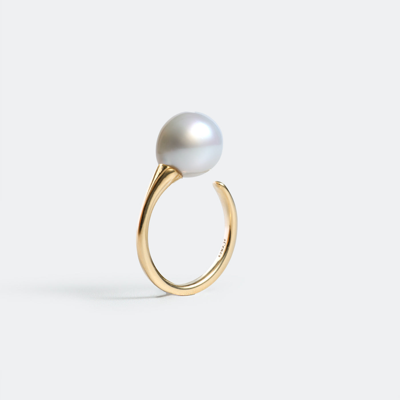 Flowing Open Ring - South Sea Pearl