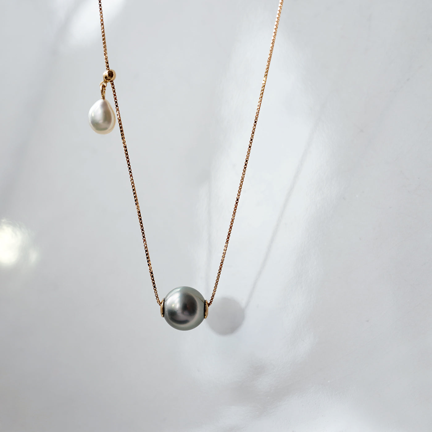 Wandering Pearl Chain Necklace - Tahitian &Akoya Keshi
