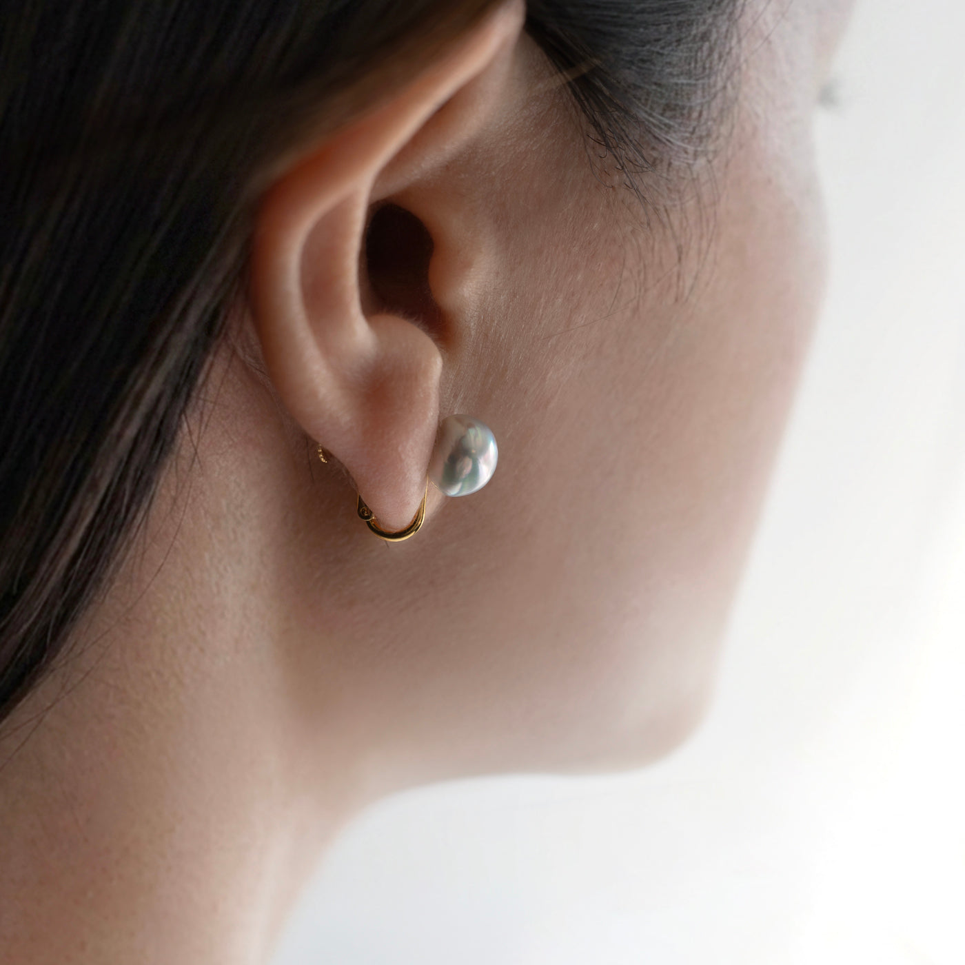 【ESSENTIALS】8.0-9.0mm Gray Akoya Clip-On Earrings C