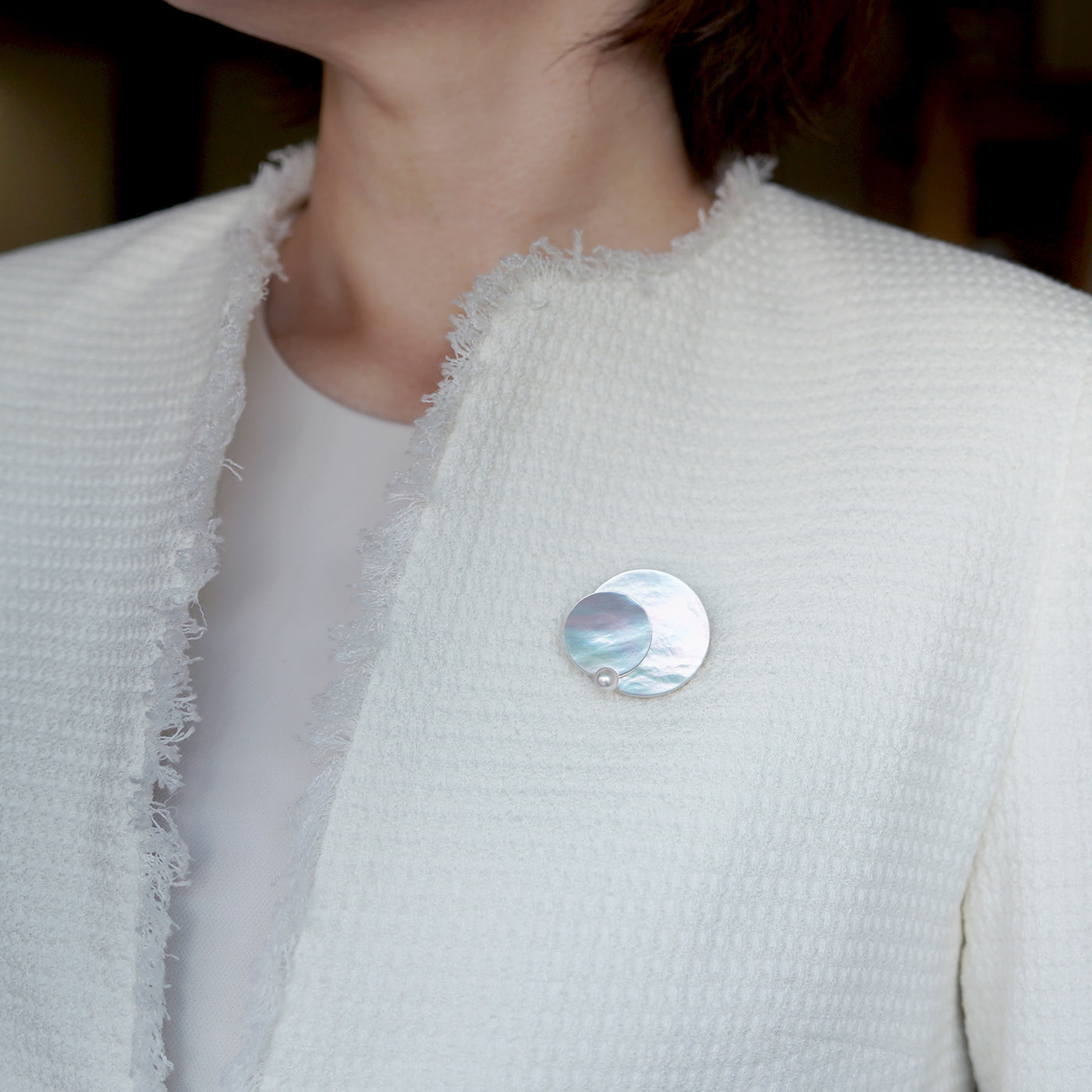Pendulum Brooch - White MOP & Akoya Pearl B