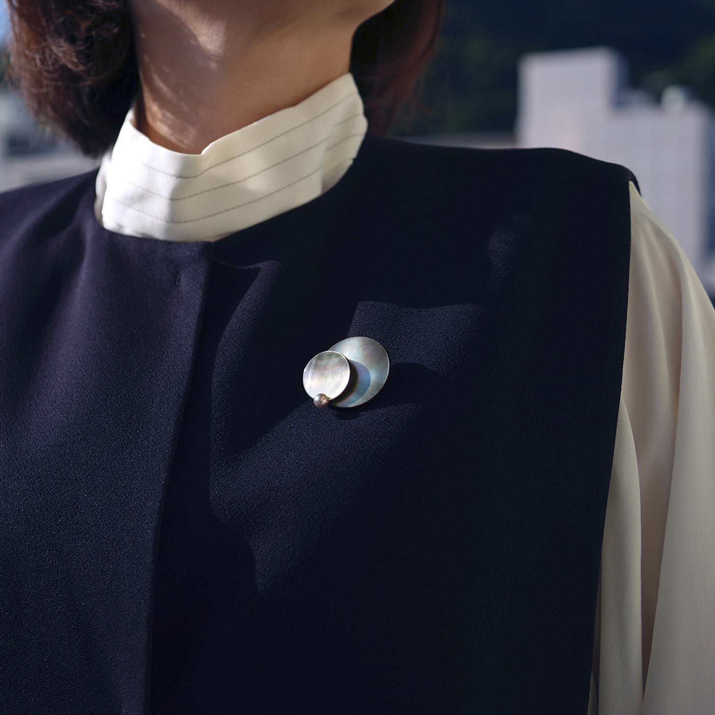 Pendulum Brooch - Black MOP & Gray Akoya Pearl B