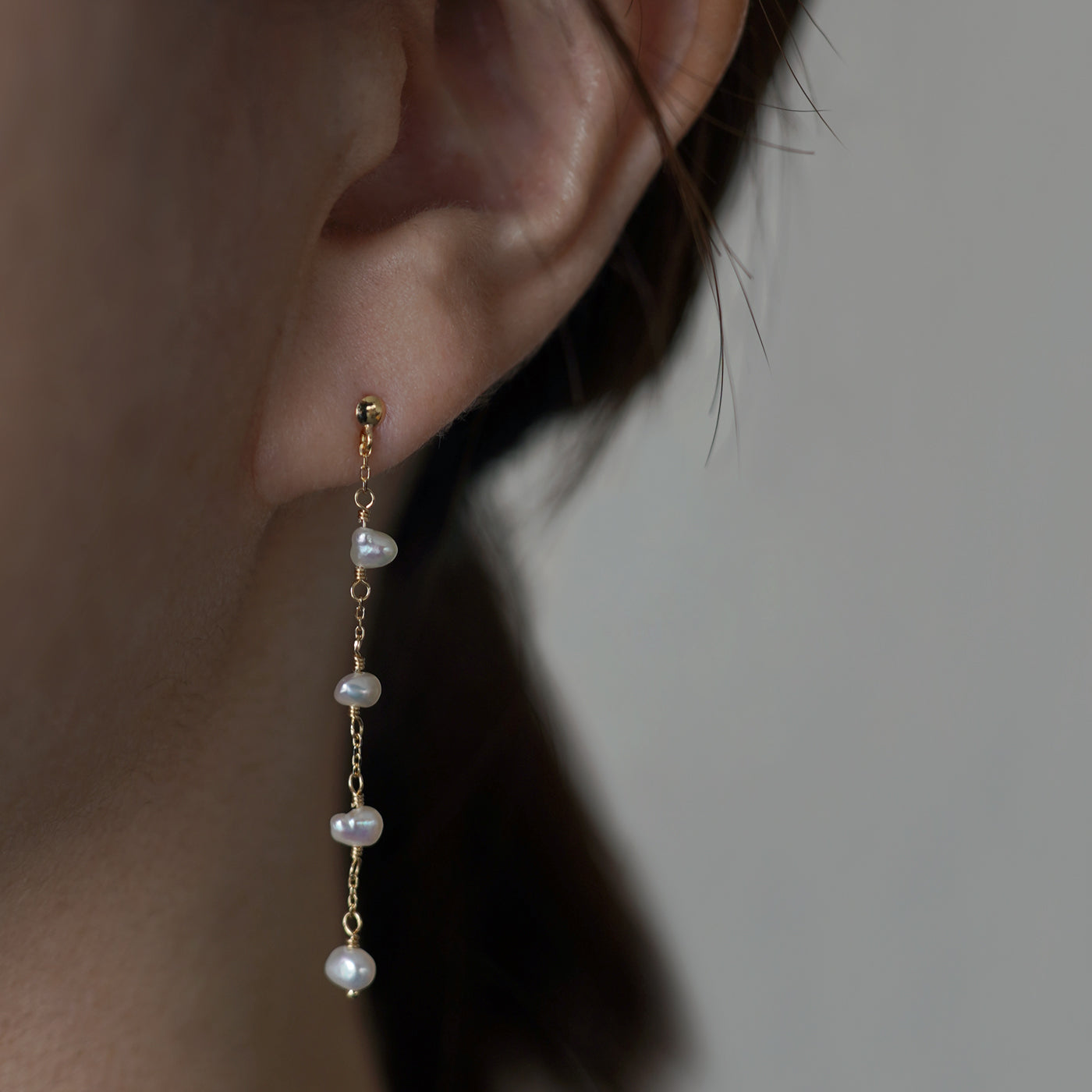 Pearl Station Pierced Earrings - Akoya Keshi