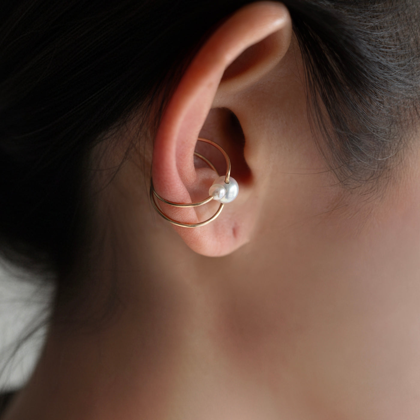 Clip Ear Cuff - Akoya Pearl