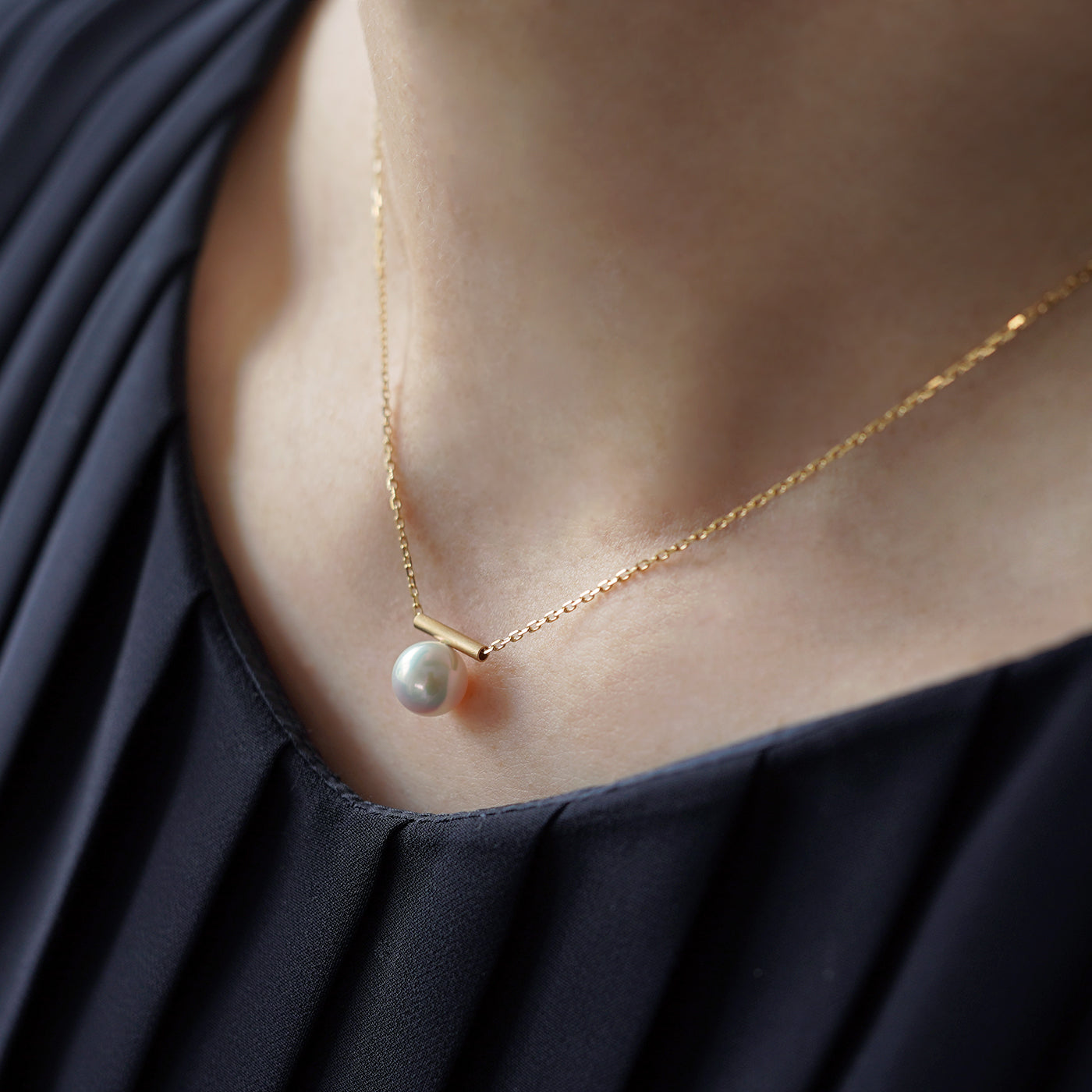 Pearl Dwells Necklace - Akoya Pearl