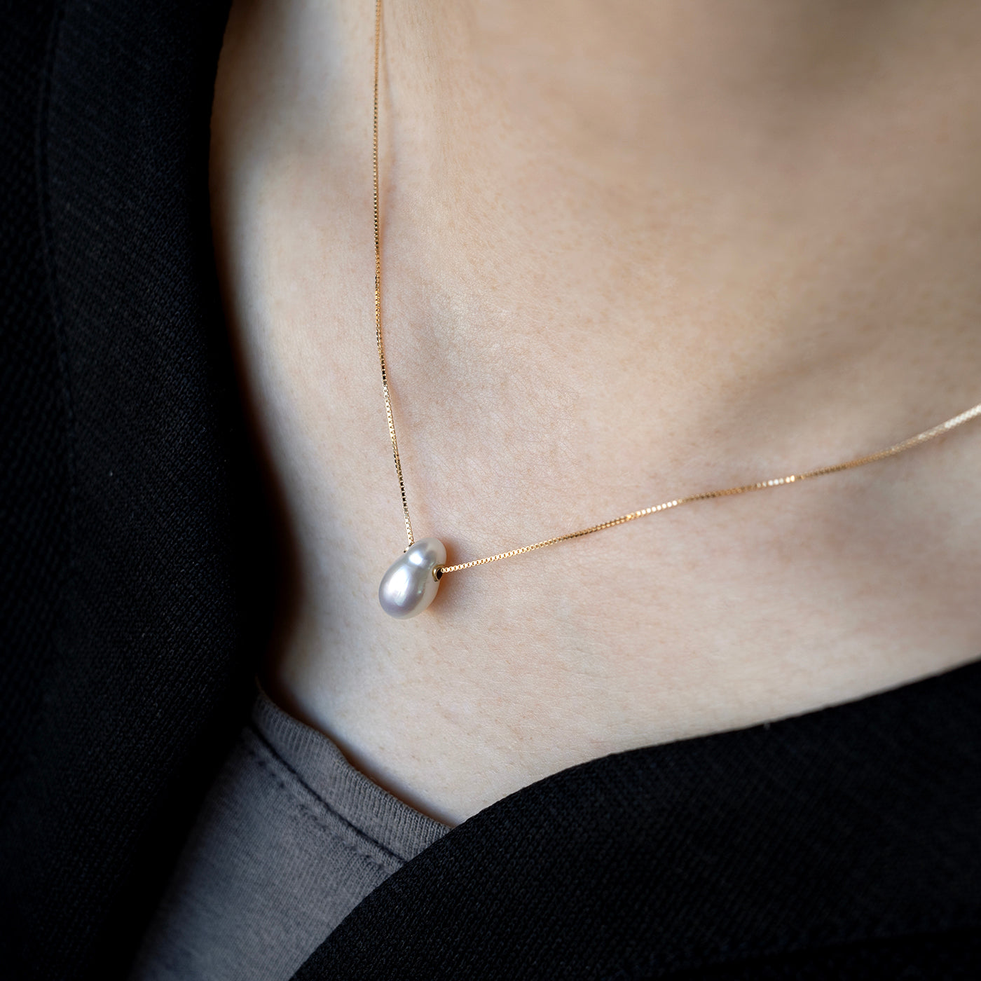 Pearl Tunnel Necklace - South Sea Keshi
