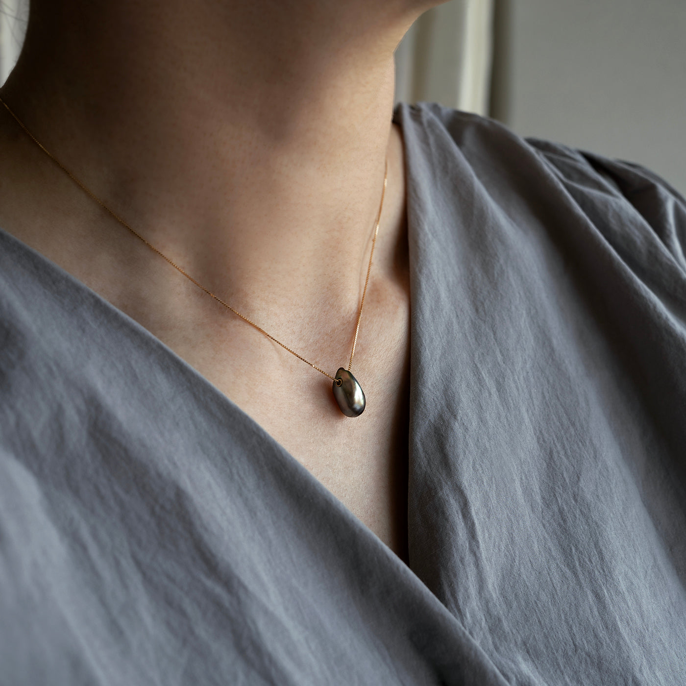 Pearl Tunnel Necklace - Tahitian Keshi