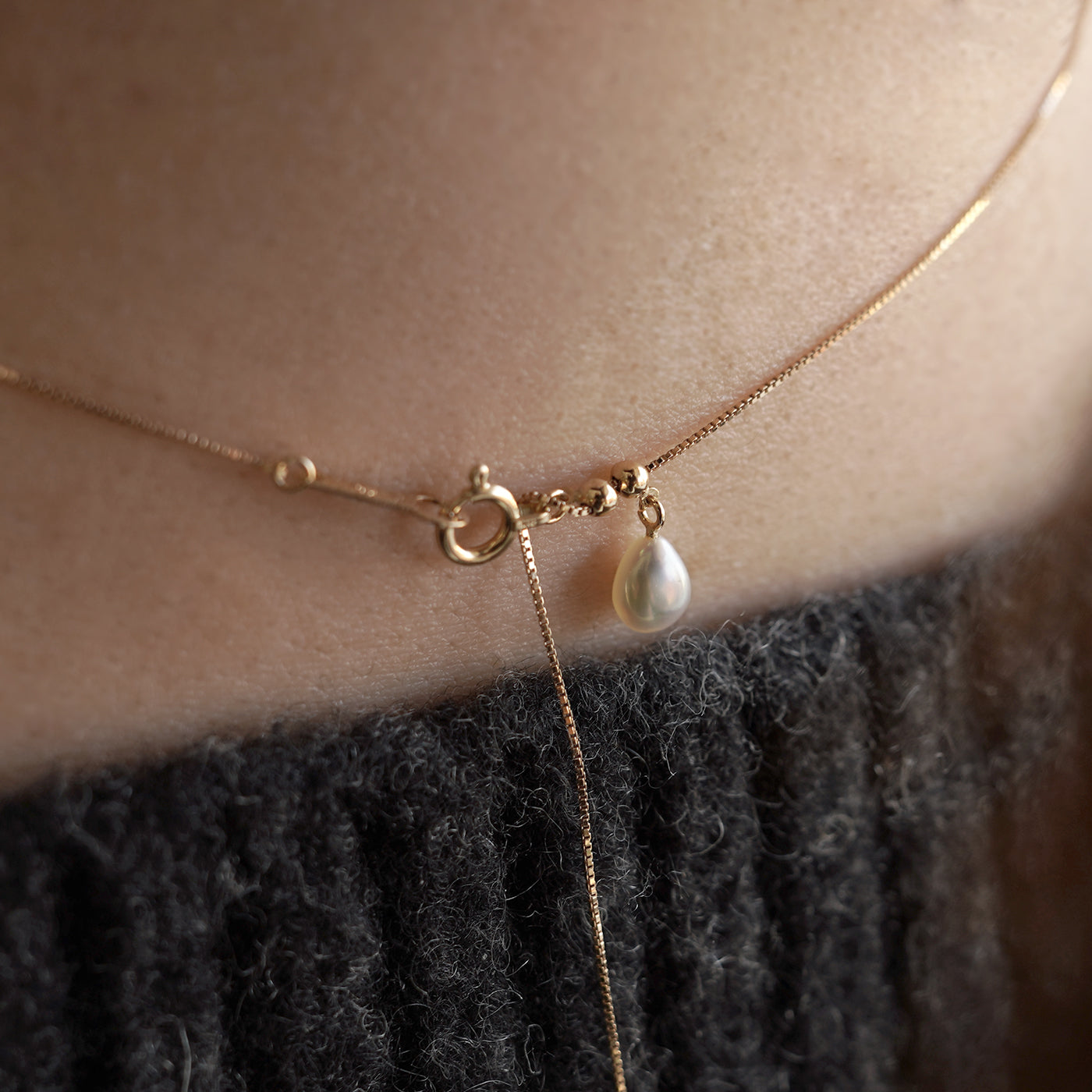 Wandering Pearl Chain Necklace - Tahitian &Akoya Keshi