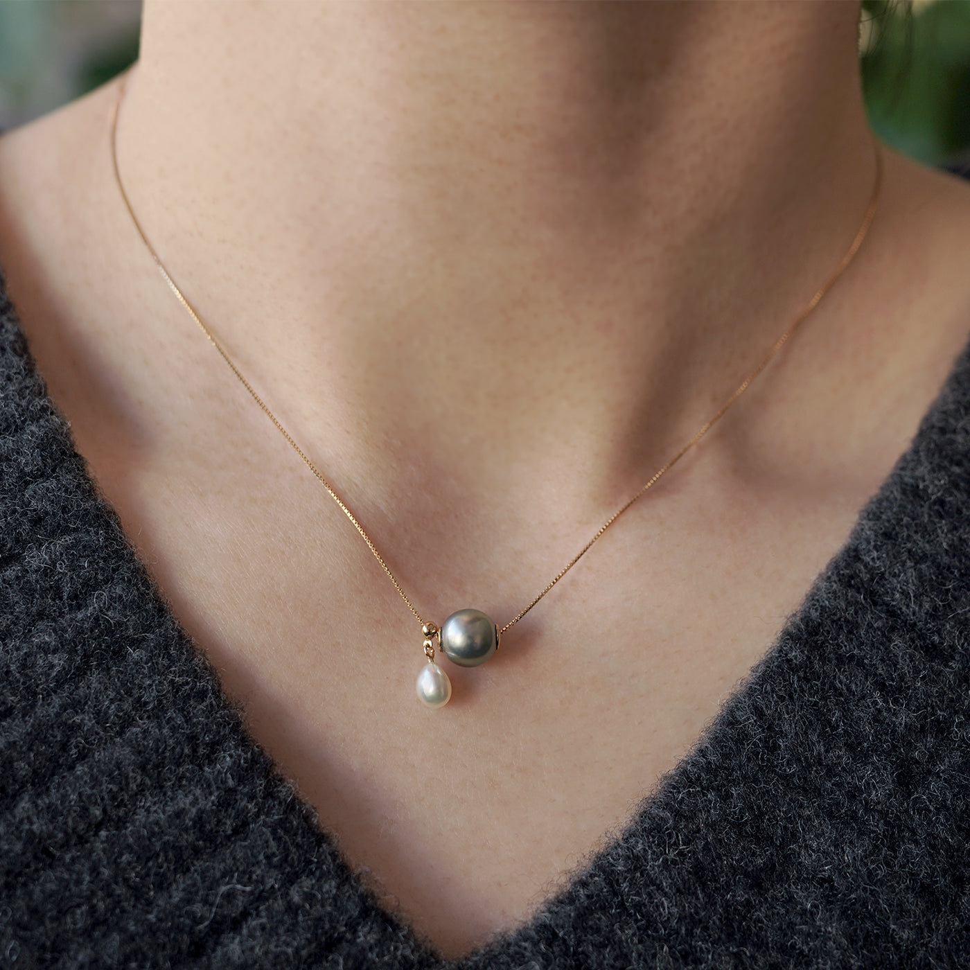 Wandering Pearl Chain Necklace - Tahitian &Akoya Keshi