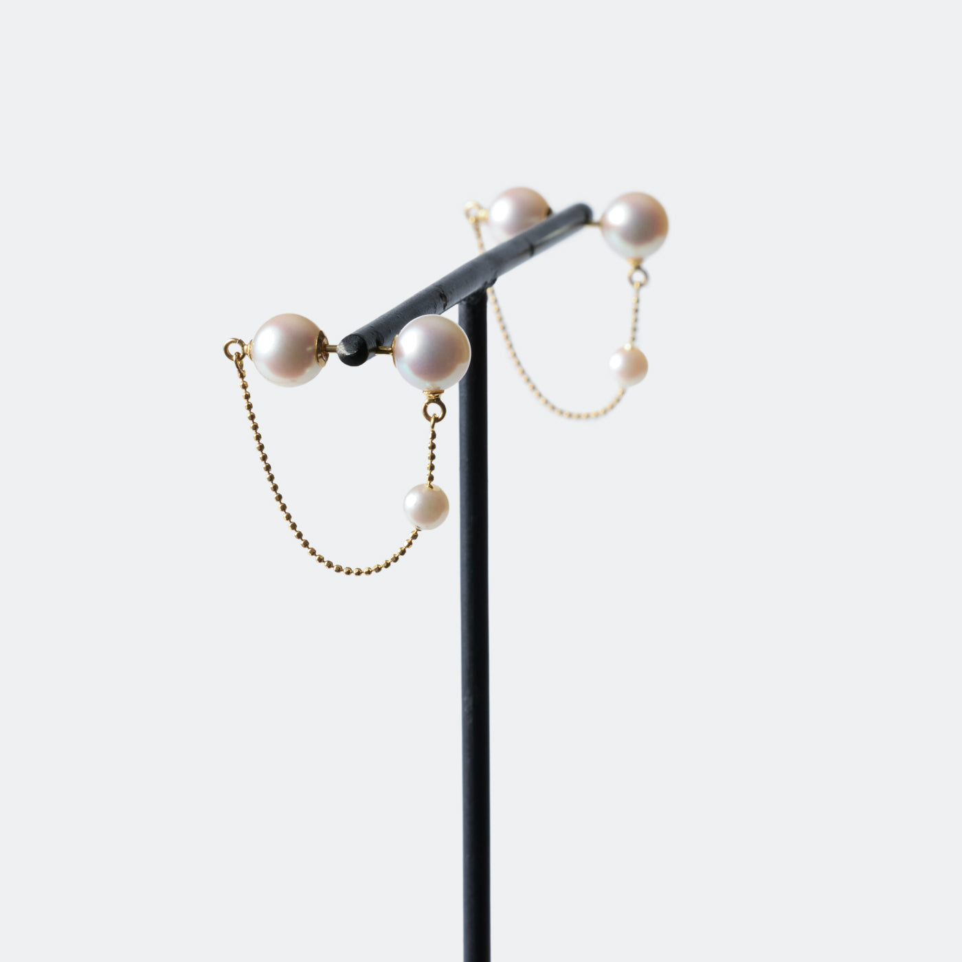 Hoop Swing Chain Earring - Akoya Pearl