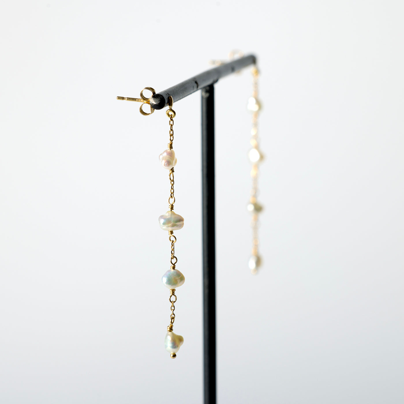 Pearl Station Pierced Earrings - Akoya Keshi