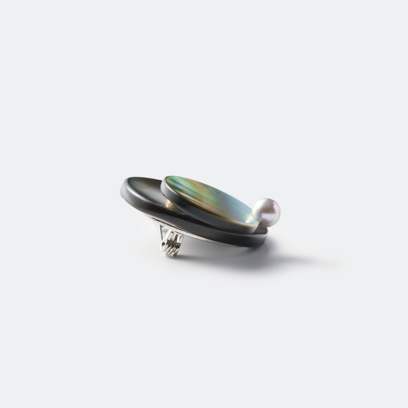 Pendulum Brooch - Black MOP & Gray Akoya Pearl B