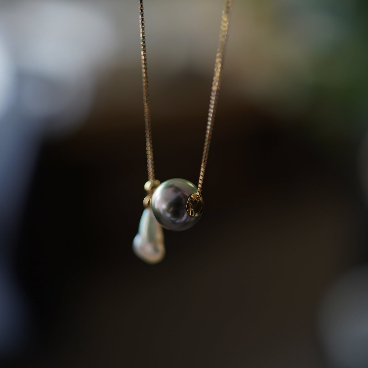 Wandering Pearl Chain Necklace - Tahitian & Akoya Keshi