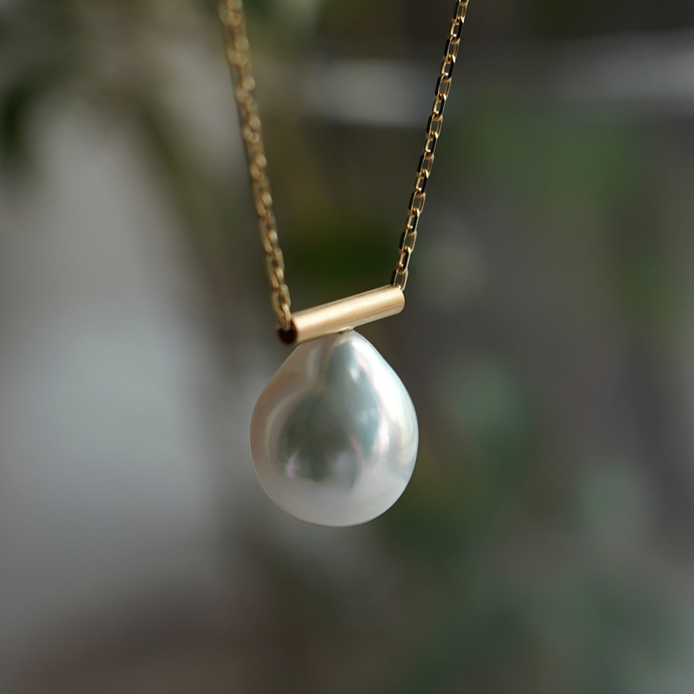 Pearl Dwells Necklace - South Sea Pearl