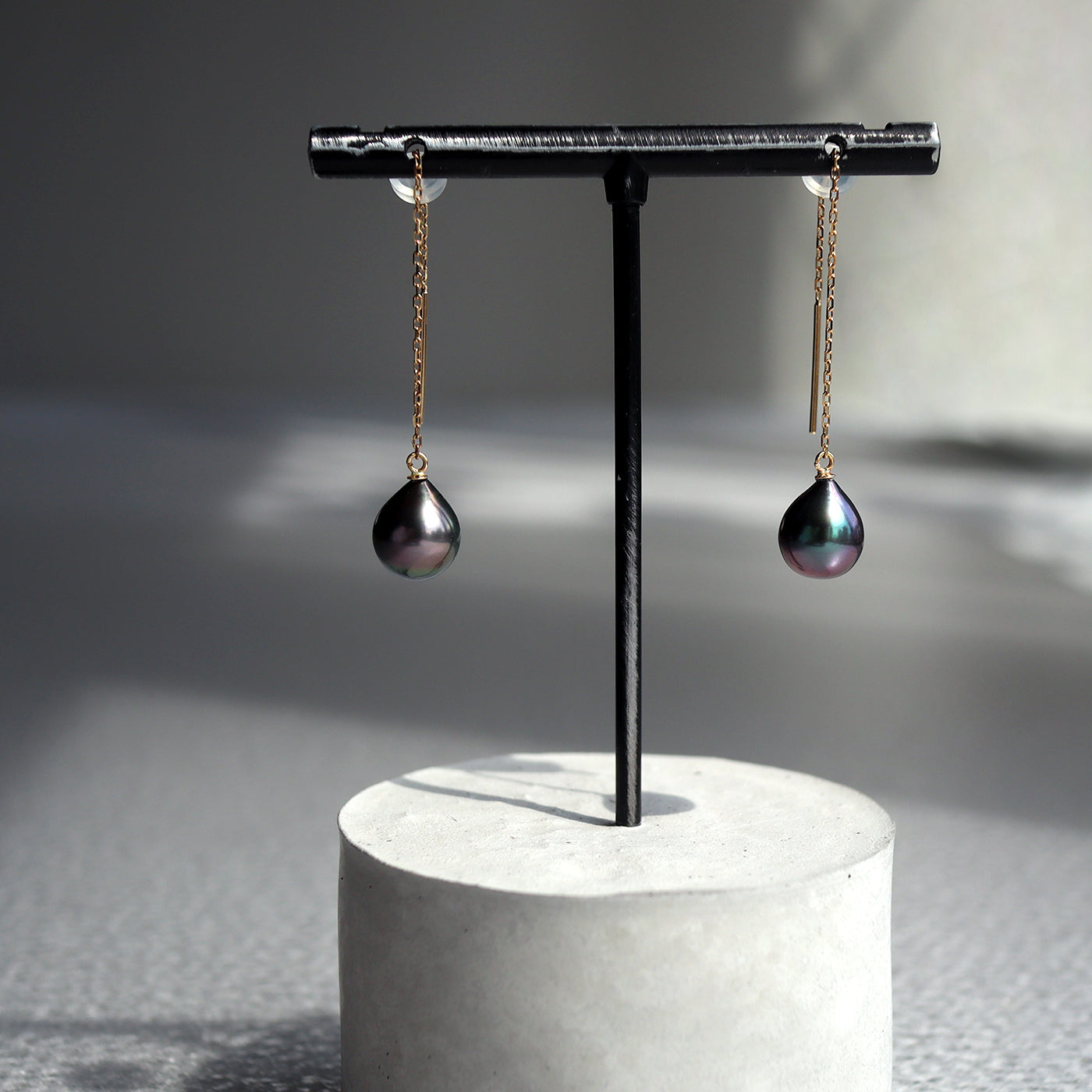 Bicolor Pearl Chain Earrings - Tahitian Pearl