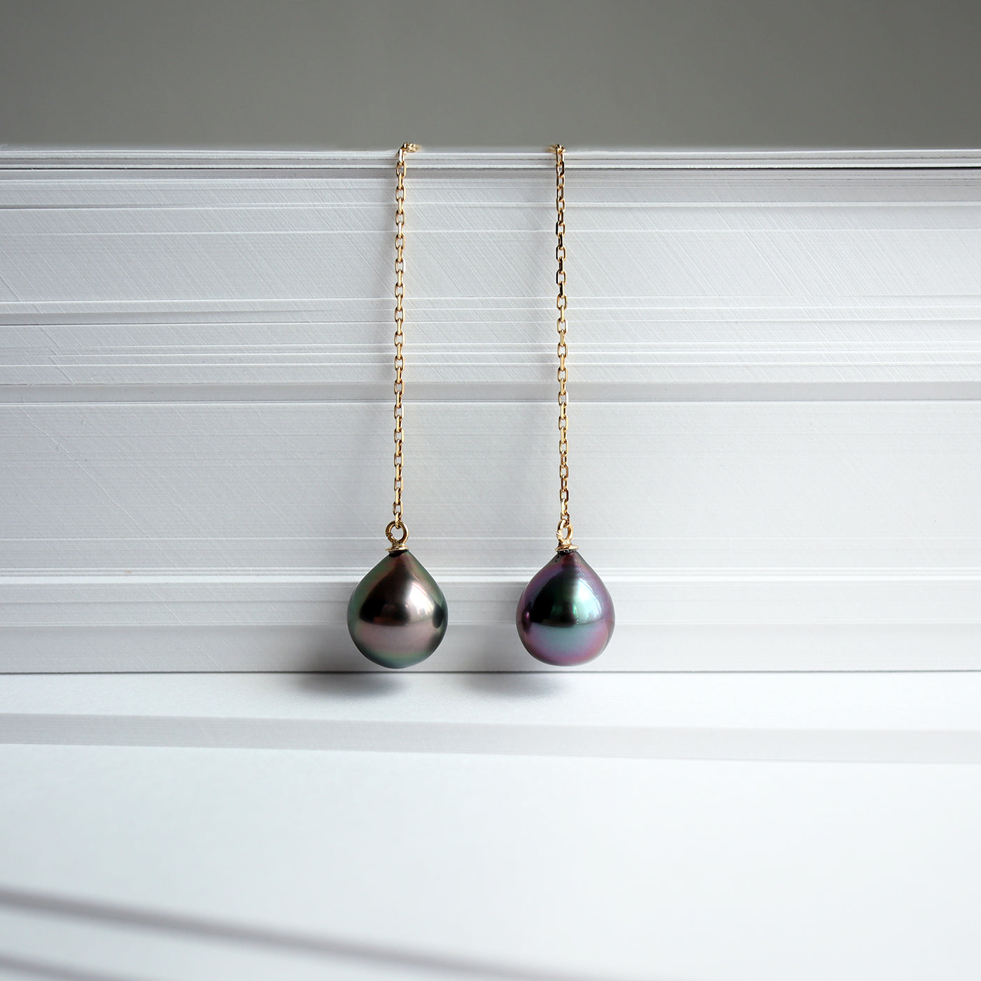 Bicolor Pearl Chain Earrings - Tahitian Pearl