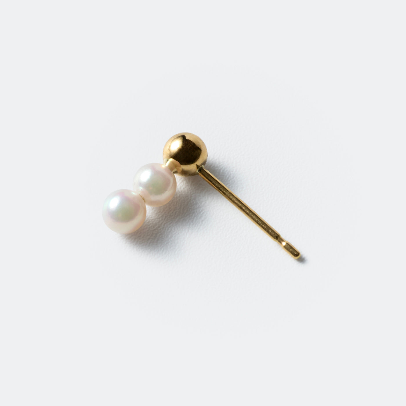 Three Dots Studs - 2.9mm Baby Akoya