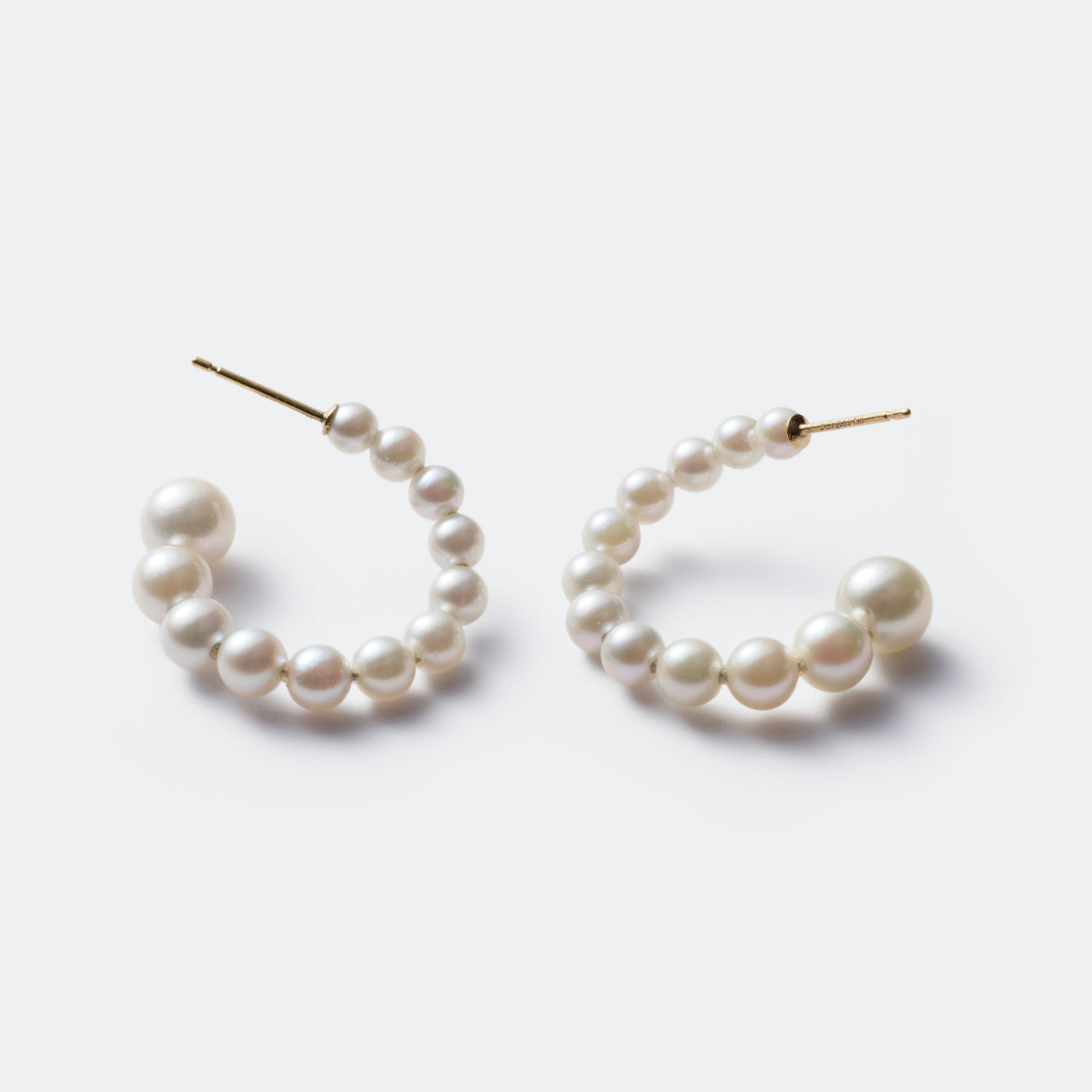 Graduated Pearl Twist Hoop Earrings - Akoya Pearl
