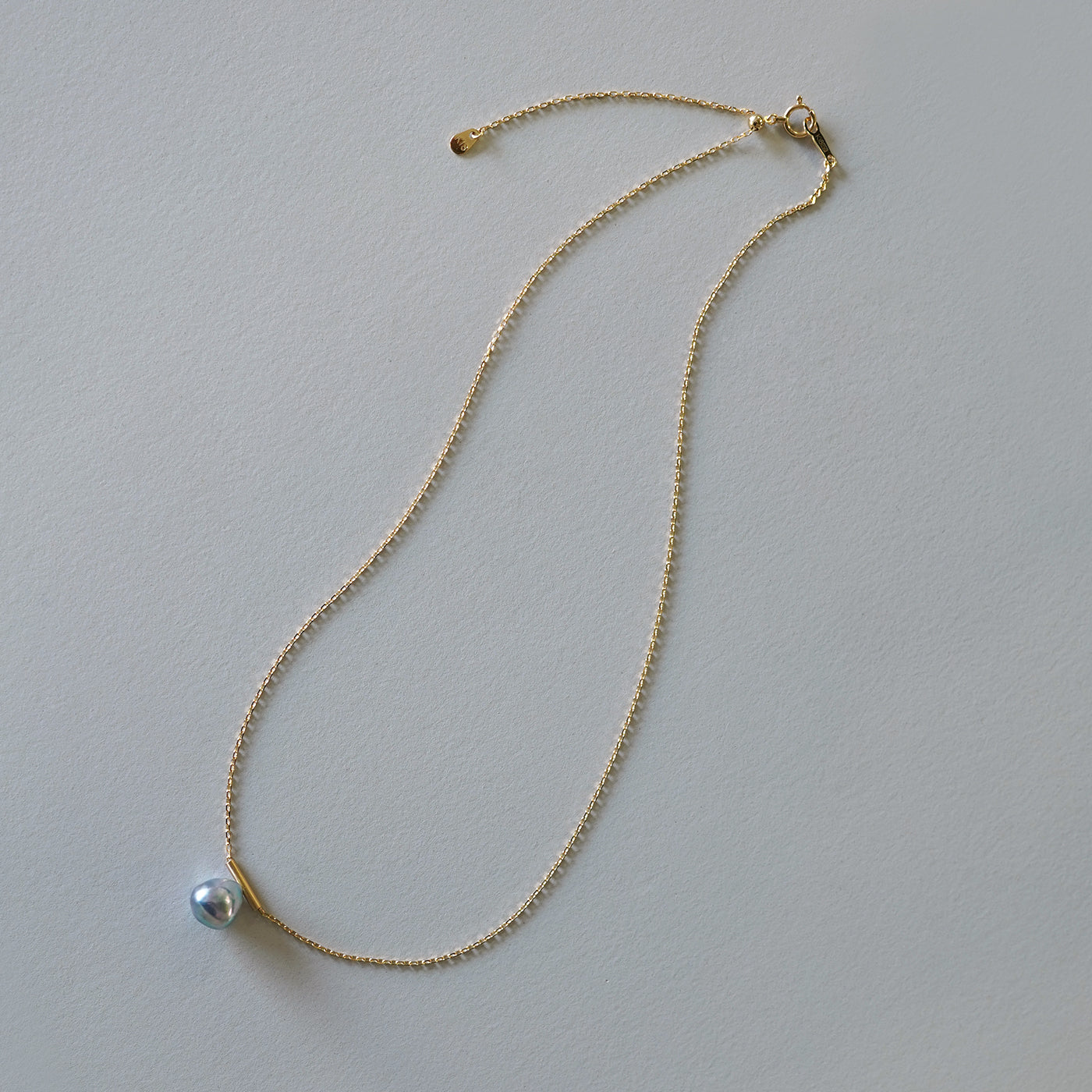 Pearl Dwells Necklace - "Umihotaru" Akoya Pearl