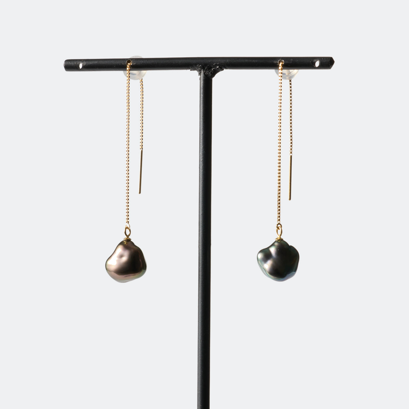 Sakasa Drop Two-Tone Chain Earrings