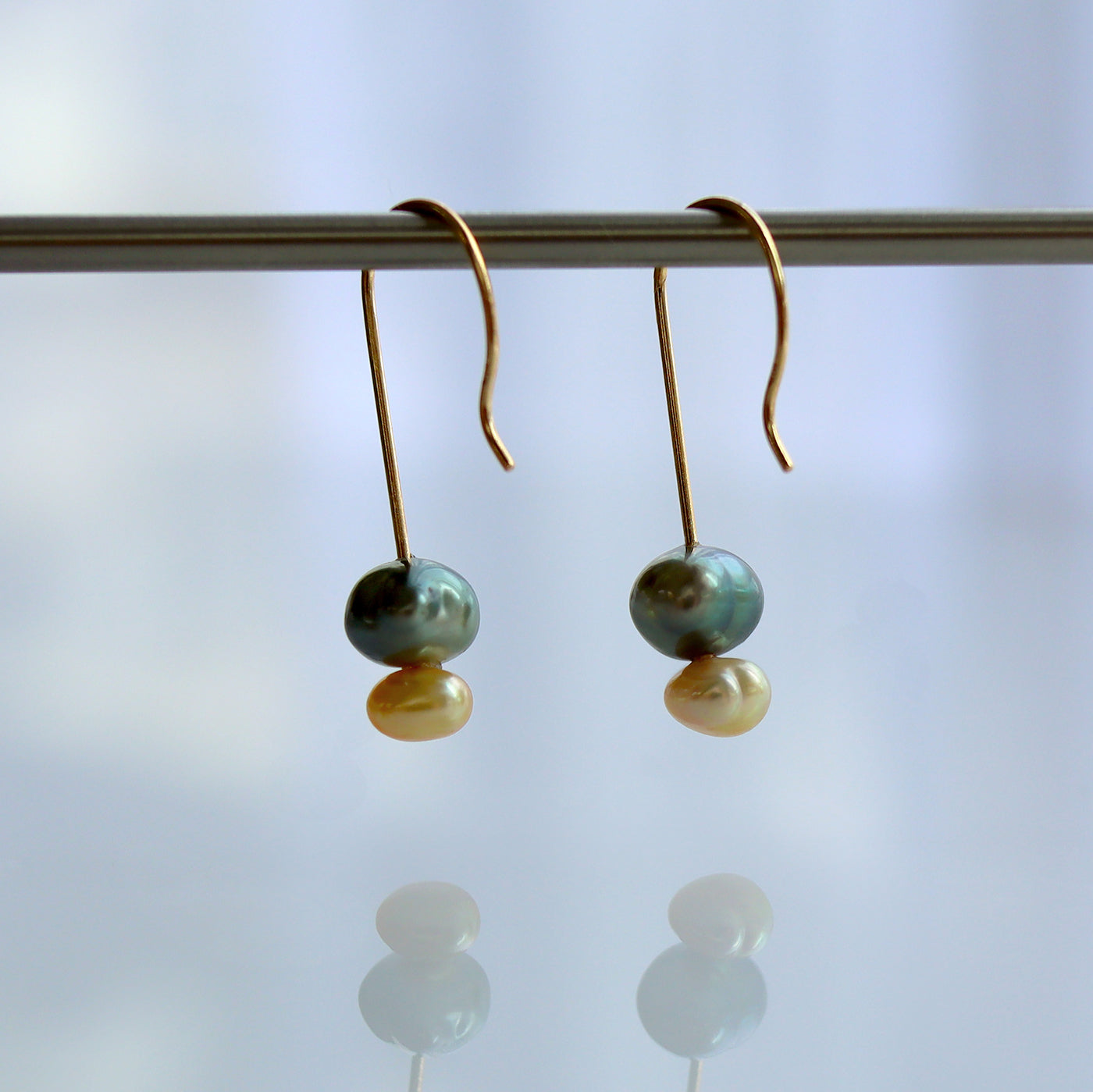 Two-Color Keshi Earrings - 18K YG