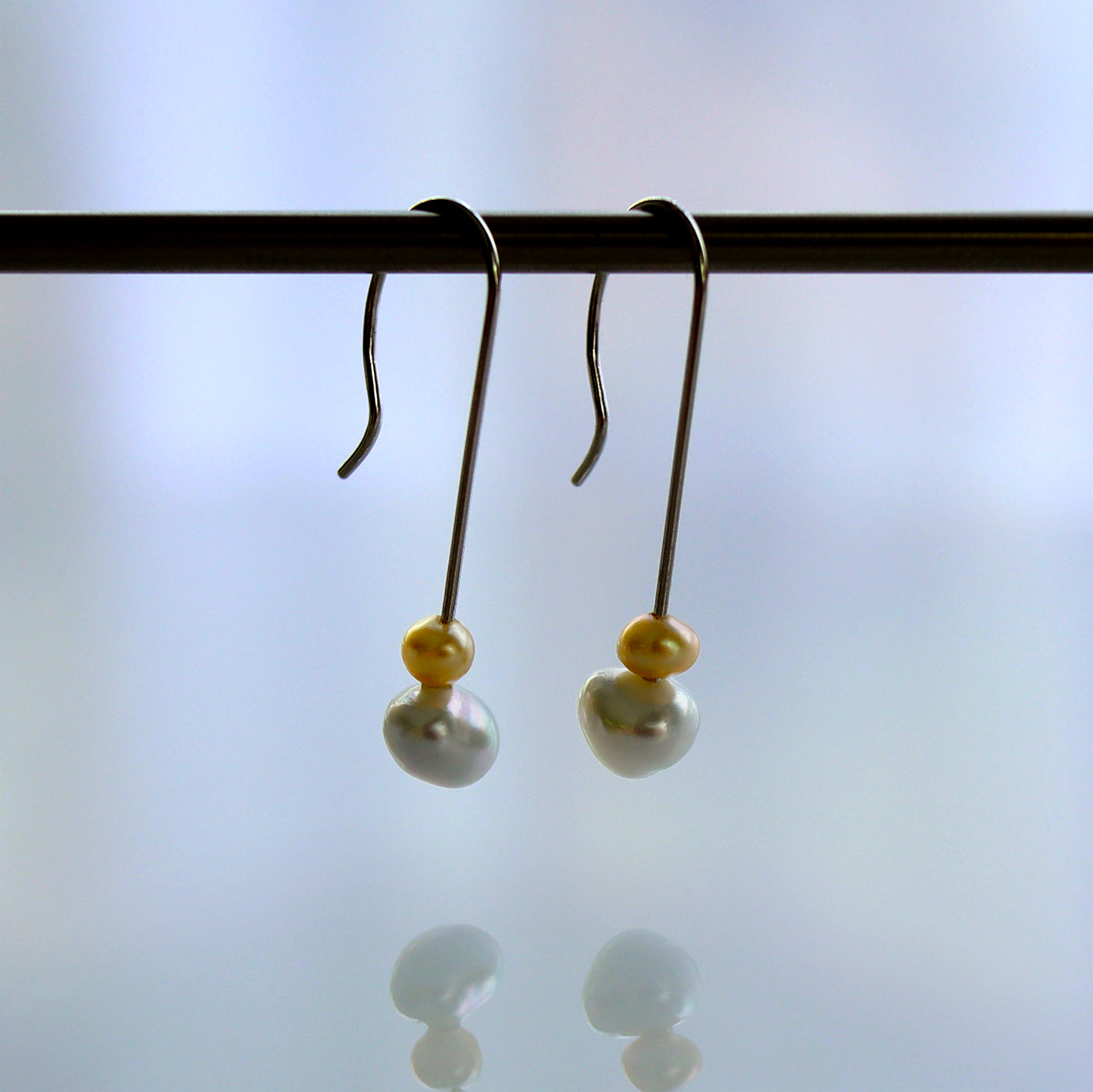 Two-Color Keshi Earrings - 14K WG