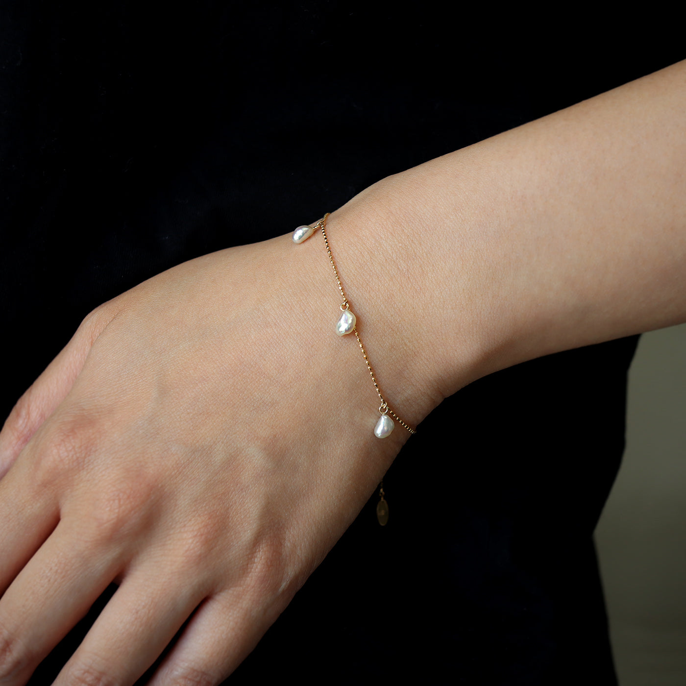 Wandering Pearl Chain Necklace - Akoya Keshi #A