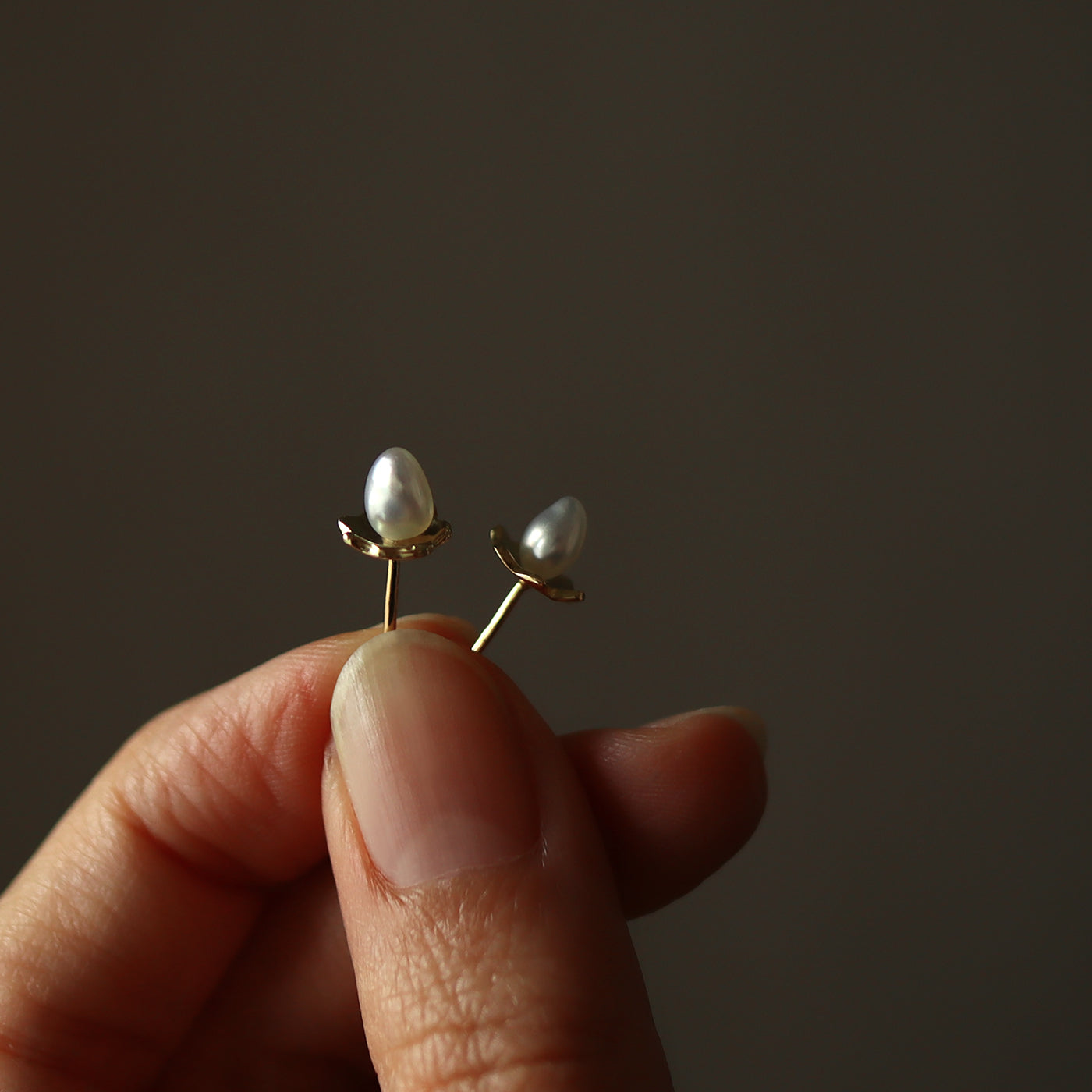 South Sea Keshi Sealing Flower Earrings