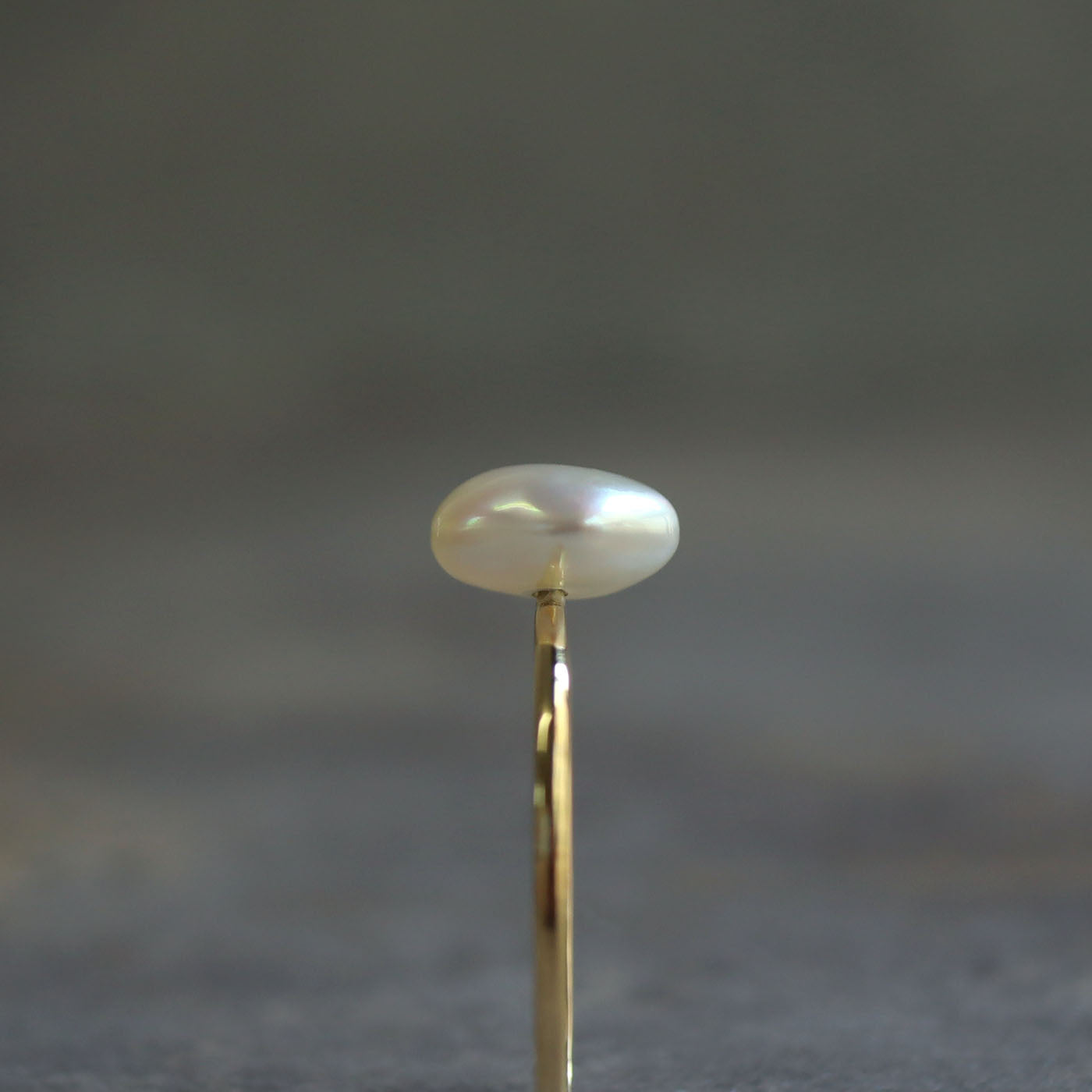 Tiny Half Round Ring - South Sea Keshi D