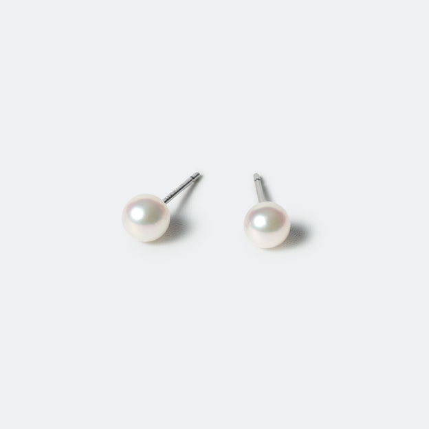 【ESSENTIALS】4.5-5.0mm Akoya Pearl Studs