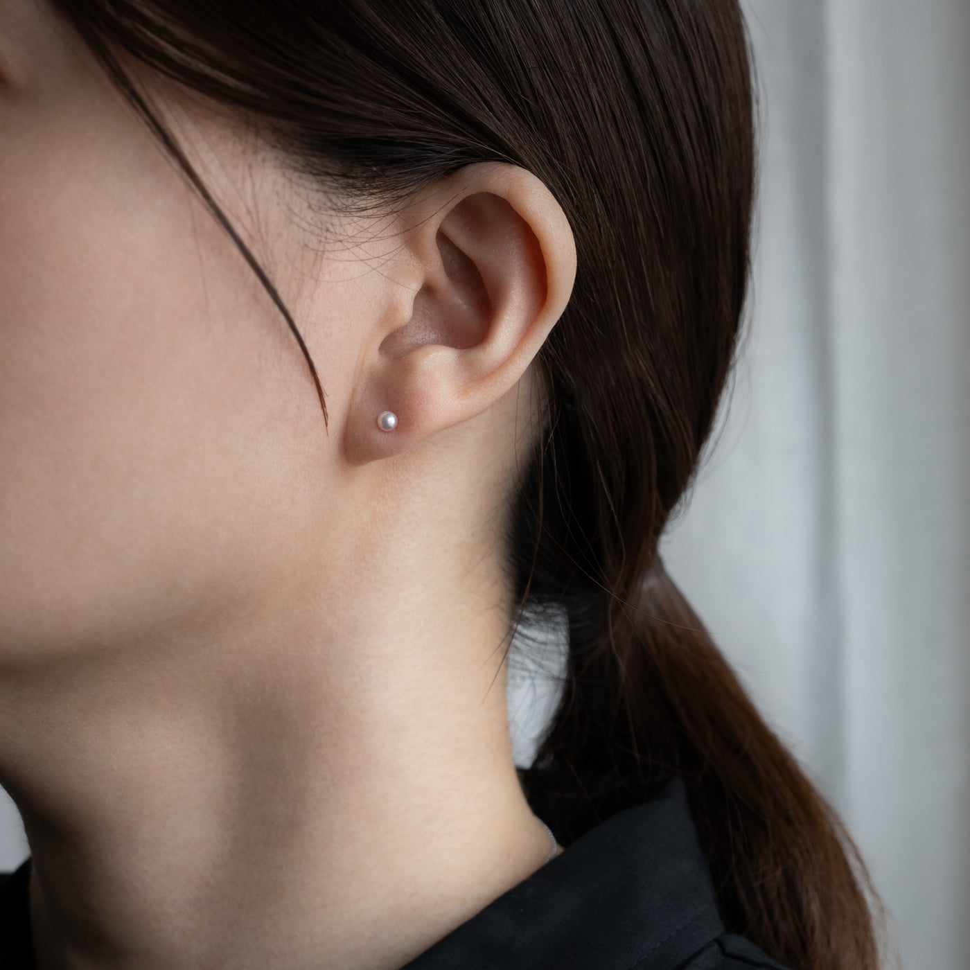 【ESSENTIALS】3.5-4.0mm Akoya Pearl Studs / GN