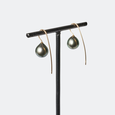 Trickle Hook Pierced Earrings - Tahitian Pearl