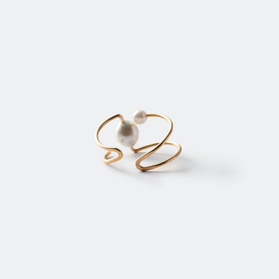 Back_260204_Earcuff_1-02_1x1_89d6e3ed-e737-4355-94cf-936d288b5586 - sCenes