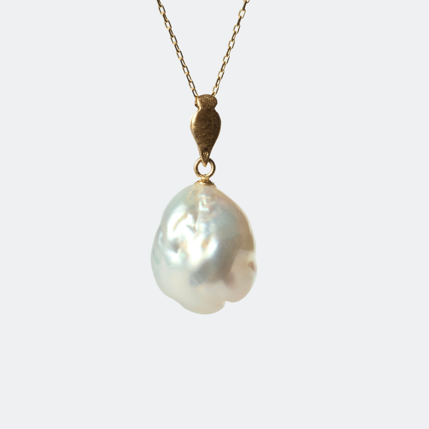 Ogee Bail Pendant - South Sea Pearl