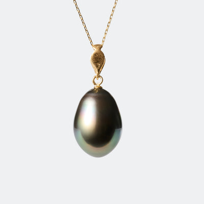 Ogee Bail Pendant - Tahitian Pearl
