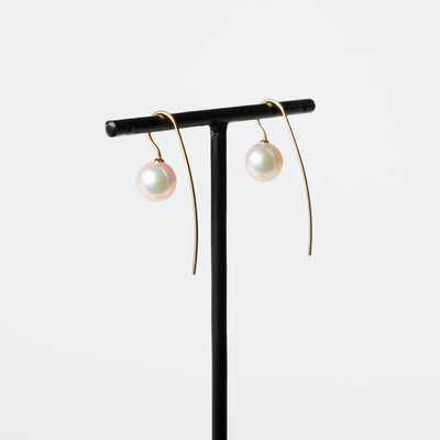 BarBack_TrickleHookEarrings_AkoyaGreen_1x1_9142f23d-aea3-4af5-ba55-2af8ebe55ce5 - sCenes