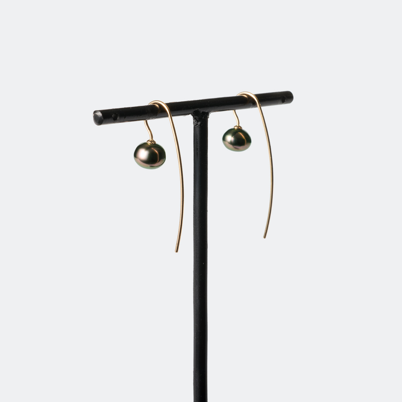 Trickle Hook Pierced Earrings - Tahitian Keshi