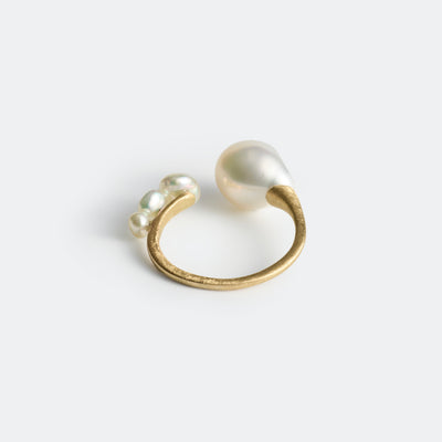 Flowing Open Ring ＜ Luxe ＞ - SSP Pearl & Akoya Keshi