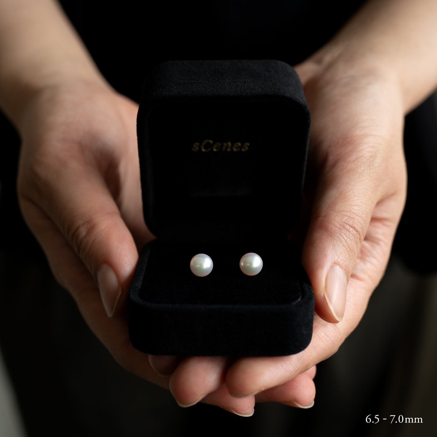 【ESSENTIALS】3.5-4.0mm Akoya Pearl Studs / GN